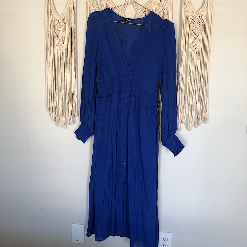 NWT Lulu’s Blue long sleeve midi dress